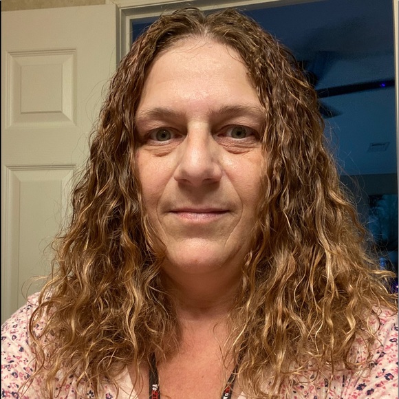 Meet your Posher, Silvia - Picture 1 of 1